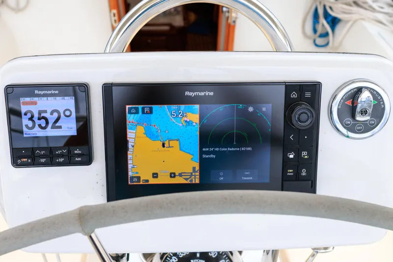 Heureka Yacht Photos Pics 