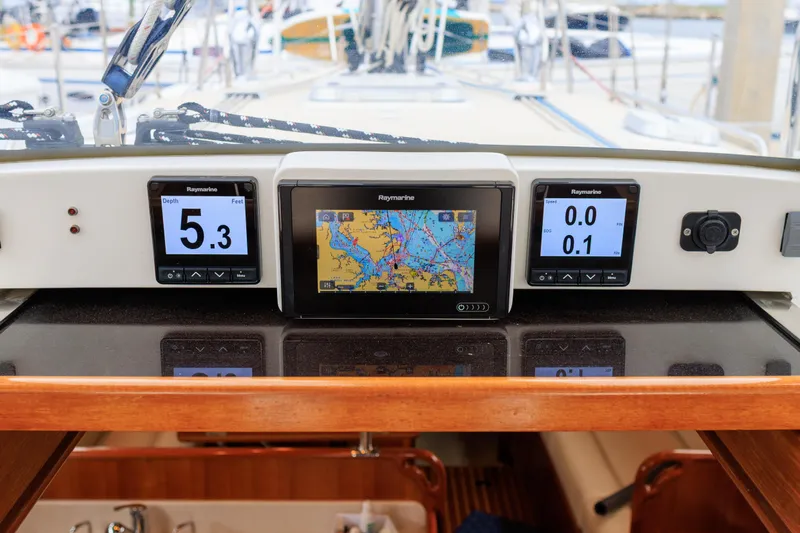 Heureka Yacht Photos Pics 