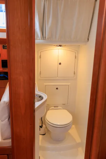 Heureka Yacht Photos Pics 