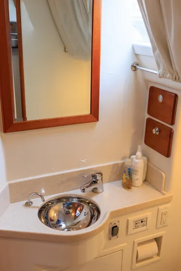 Heureka Yacht Photos Pics 