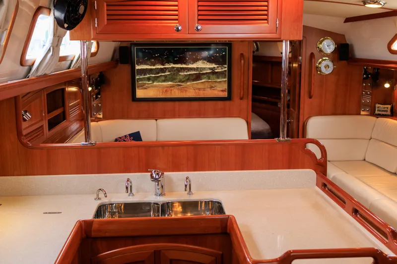 Heureka Yacht Photos Pics 