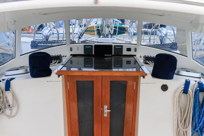 Heureka Yacht Photos Pics 