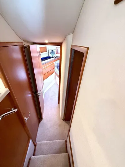 Waiheke Yacht Photos Pics 2002 Cabo 43 Fly - Image 15