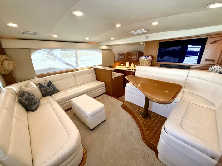 Waiheke Yacht Photos Pics 2002 Cabo 43 Fly - Image 9