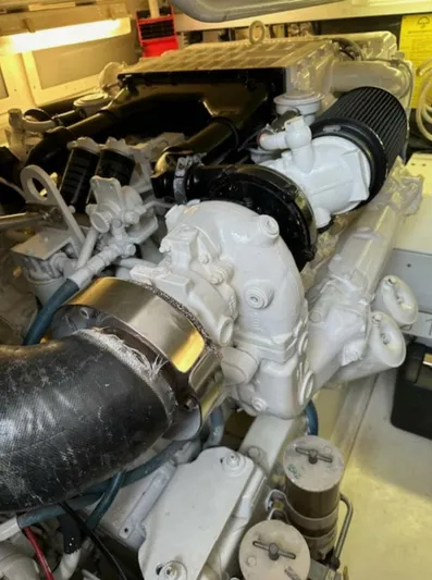 Waiheke Yacht Photos Pics 2002 Cabo 43 Fly - Image 22