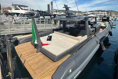 2022 Novamarine Black Shiver 140 EFB