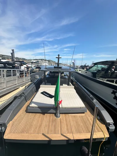 Bs140 Efb Yacht Photos Pics 