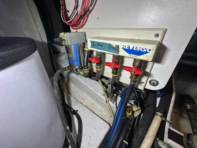 Tortuga Yacht Photos Pics Engine compartment of a 1987 Kadey-Krogen 42 with Reverso oil change system.