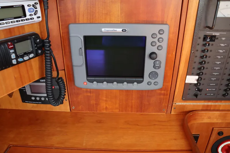 Cianna Yacht Photos Pics 