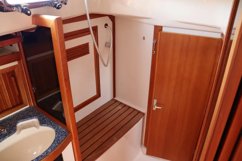 Cianna Yacht Photos Pics 