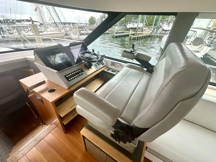 Jena Yacht Photos Pics 2019 Tiara Yachts 49 Coupe - Image 21