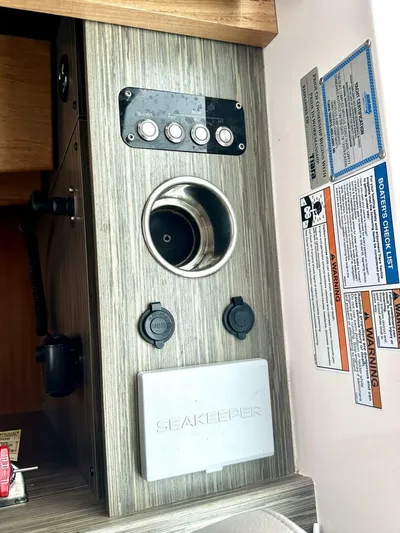 Jena Yacht Photos Pics 2019 Tiara Yachts 49 Coupe - Image 25