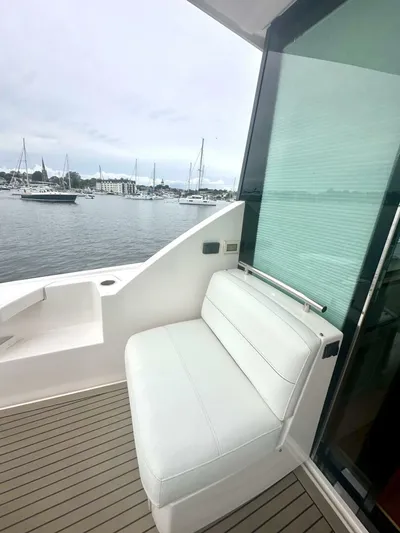 Jena Yacht Photos Pics 2019 Tiara Yachts 49 Coupe - Image 12