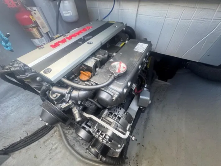 Bad Kitty Yacht Photos Pics 