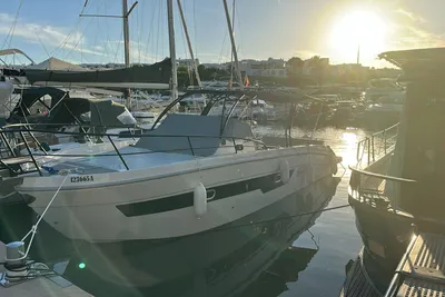 2025 Saver 330 WA