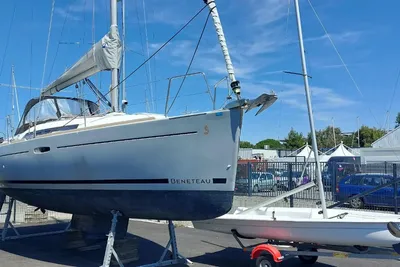 2014 Beneteau Oceanis 31