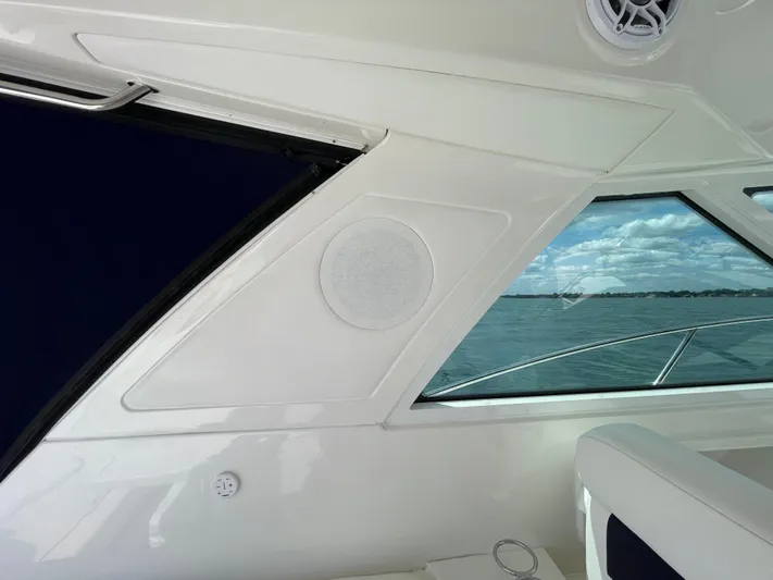  Yacht Photos Pics Interior view of 2010 Sea Ray 450 Sundancer yacht with ocean backdrop.