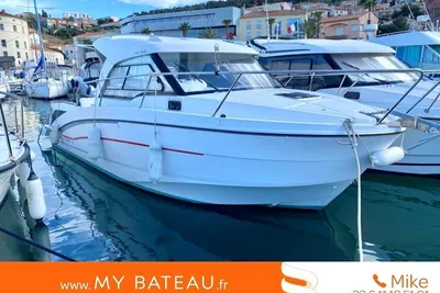 2017 Beneteau Antares 8 OB