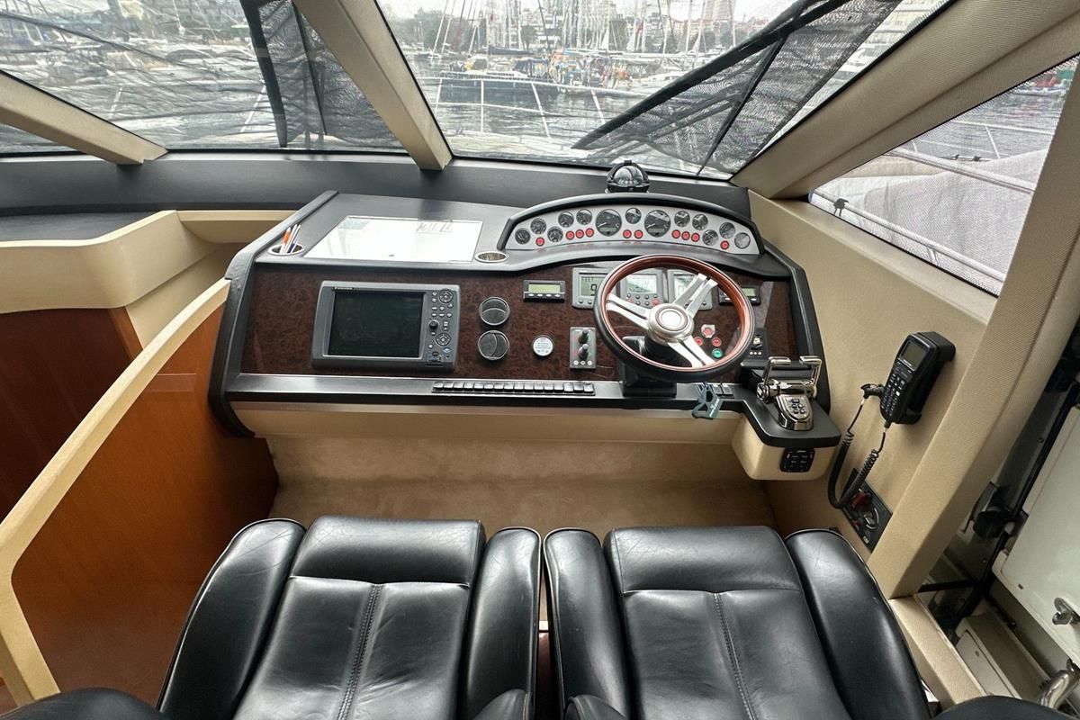 2008 Princess 62 