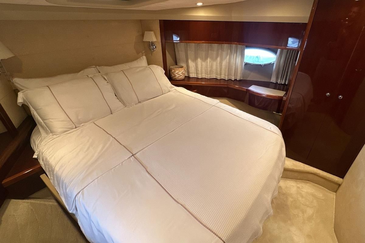 2008 Princess 62 