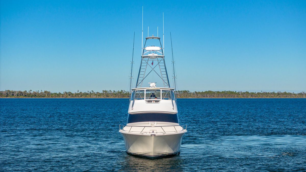 2004 Viking 73 