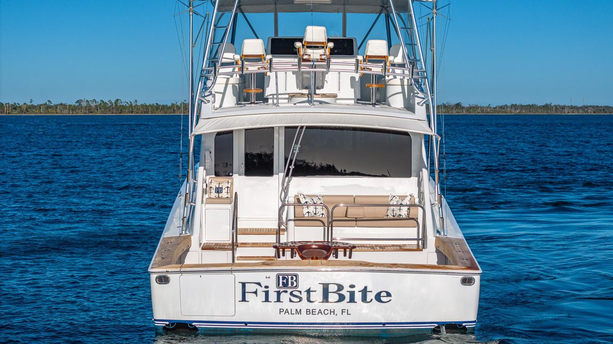 2004 Viking 73 