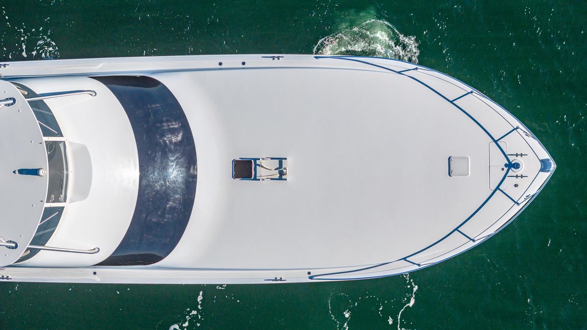2004 Viking 73 