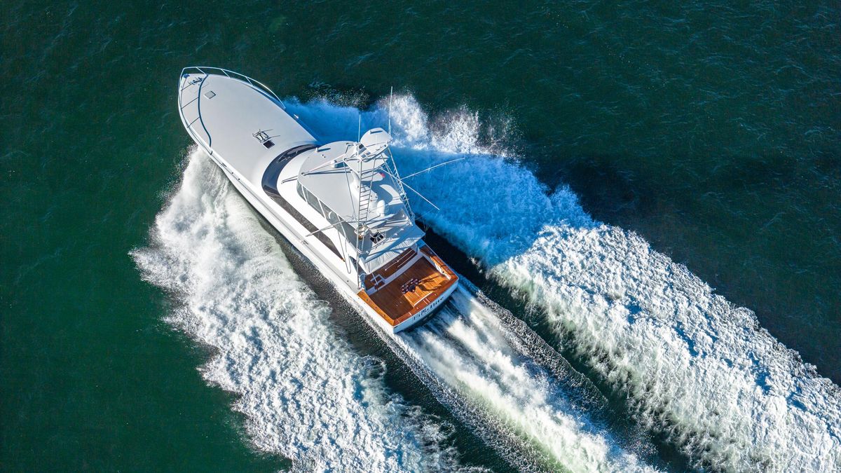 2004 Viking 73 