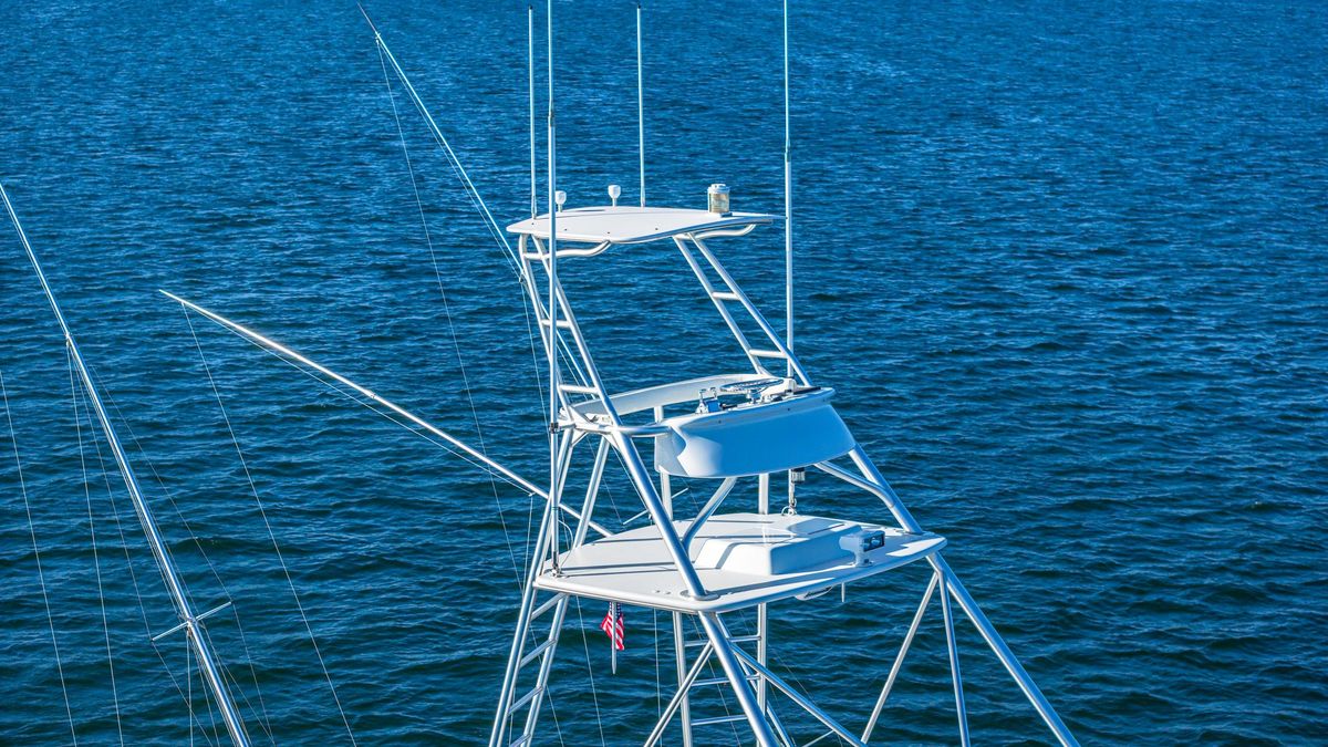 2004 Viking 73 