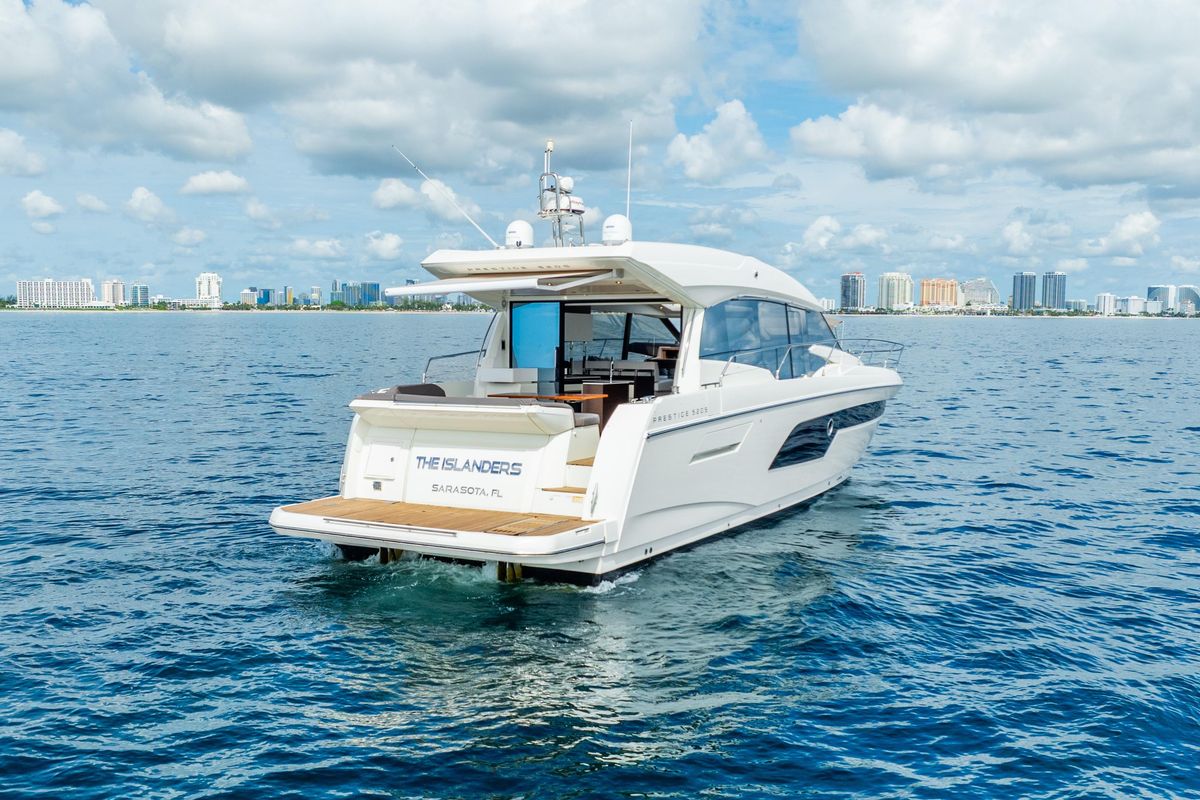 2018 Prestige 52 