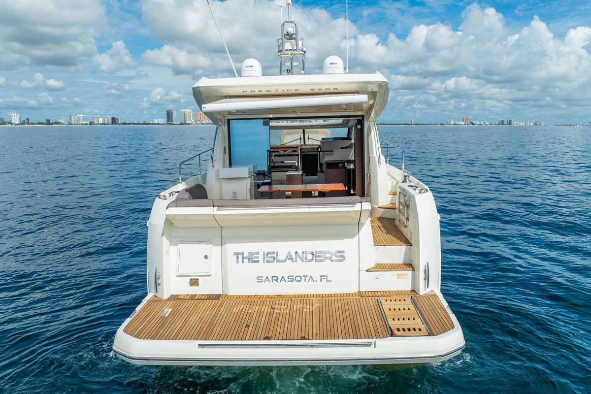 2018 Prestige 52 