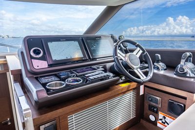 Yacht