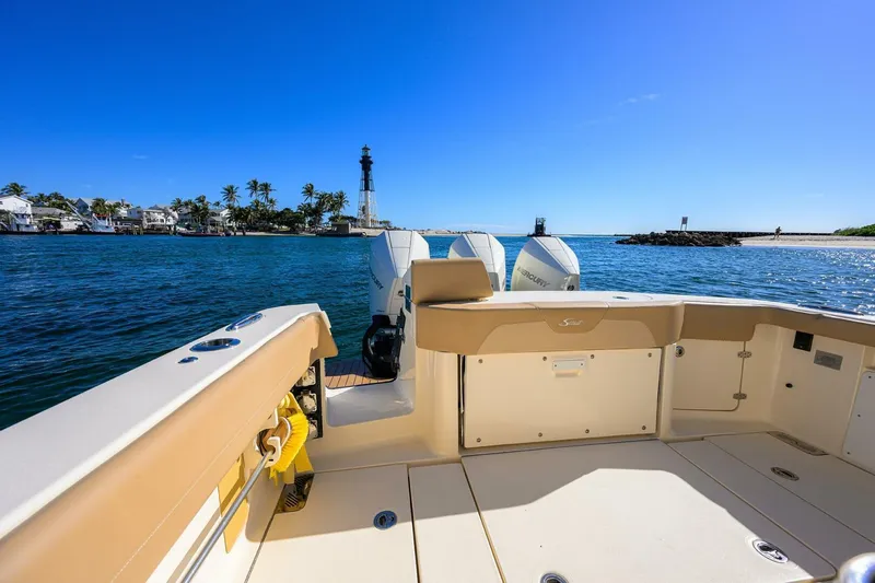  Yacht Photos Pics 2019 Scout 355 Lxf - Image 39