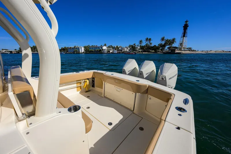  Yacht Photos Pics 2019 Scout 355 Lxf - Image 35