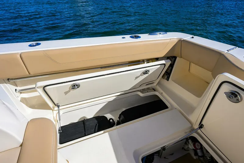  Yacht Photos Pics 2019 Scout 355 Lxf - Image 46
