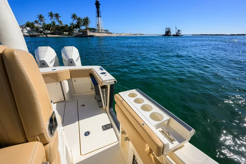  Yacht Photos Pics 2019 Scout 355 Lxf - Image 51