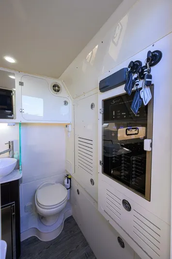  Yacht Photos Pics 2019 Scout 355 Lxf - Image 58