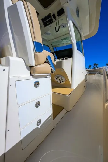  Yacht Photos Pics 2019 Scout 355 Lxf - Image 28