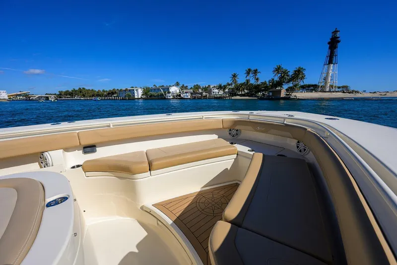  Yacht Photos Pics 2019 Scout 355 Lxf - Image 12