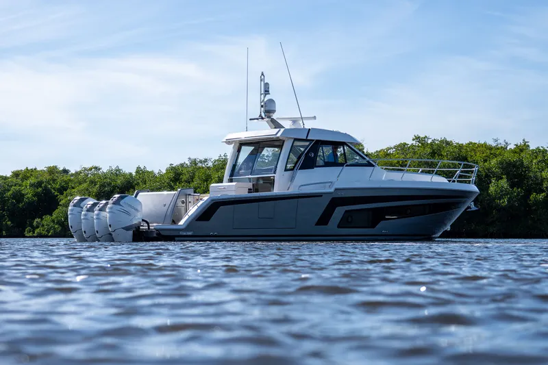 Last Waltz Yacht Photos Pics 