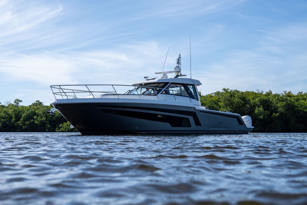 2021 Ocean Alexander 45 