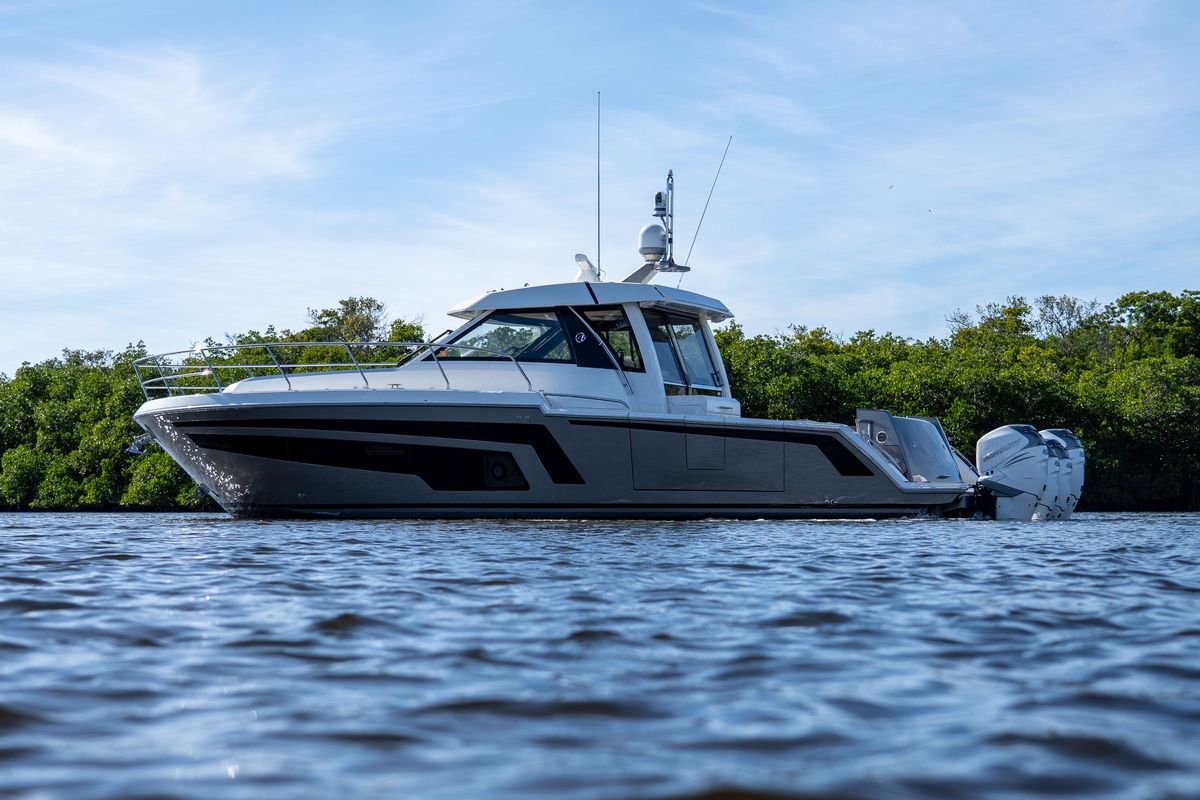 2021 Ocean Alexander 45 