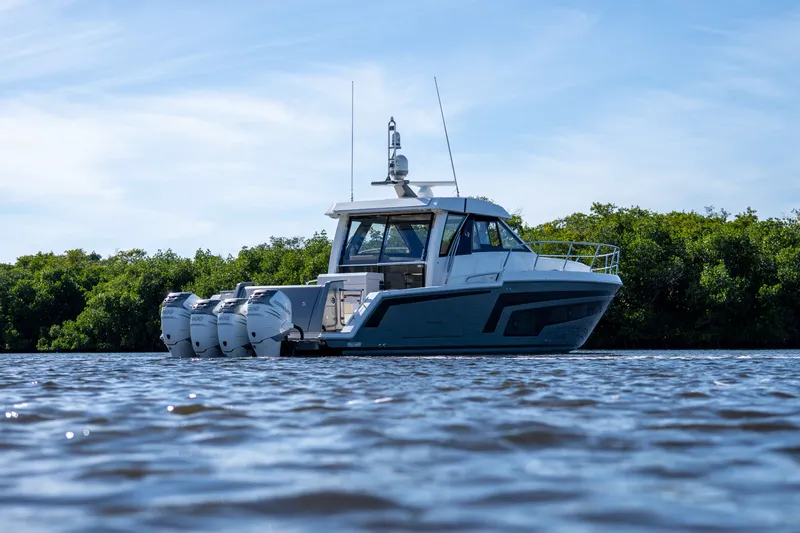 Last Waltz Yacht Photos Pics 