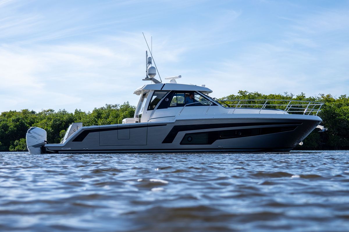 2021 Ocean Alexander 45 