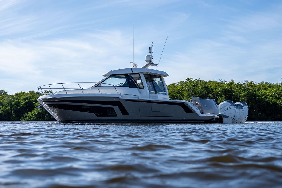 2021 Ocean Alexander 45 