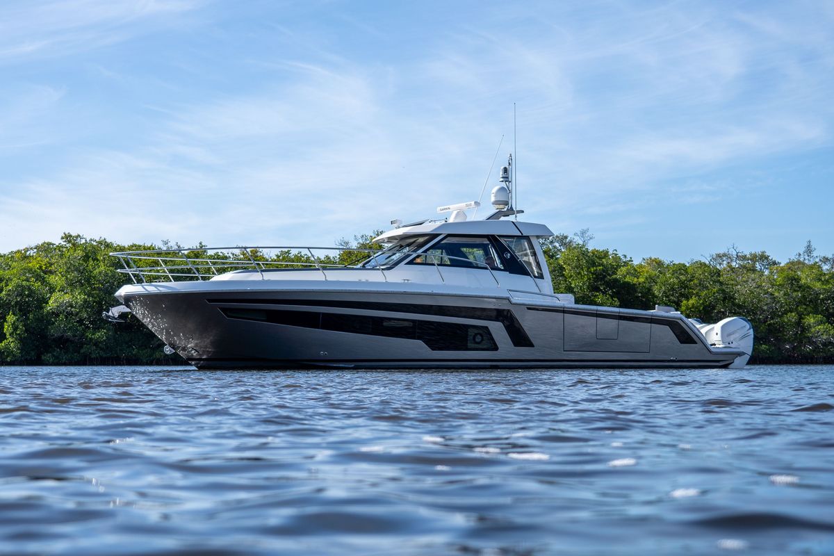 2021 Ocean Alexander 45 