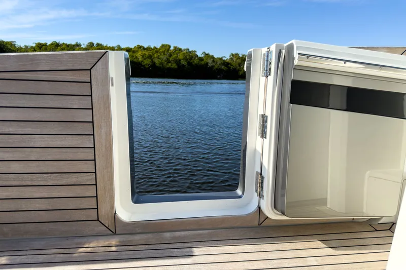 Last Waltz Yacht Photos Pics 