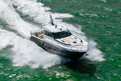 Yacht