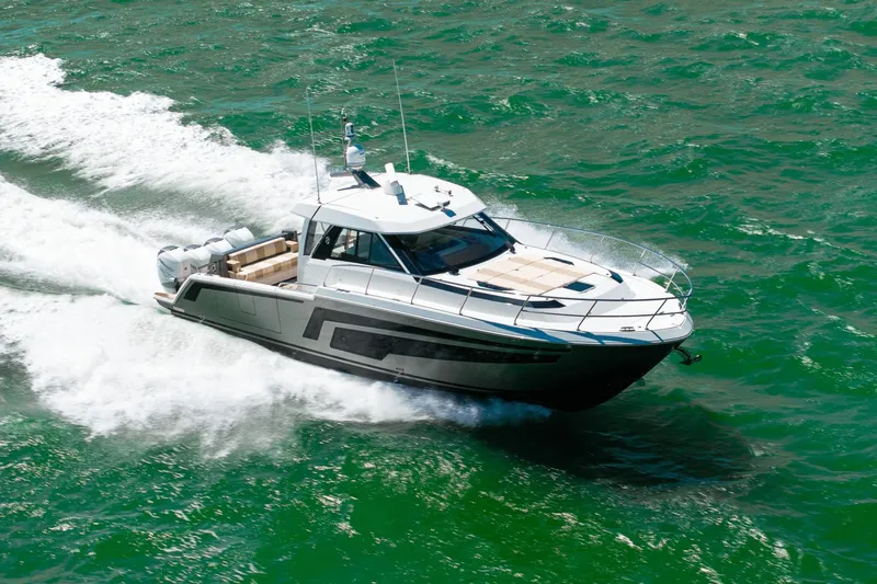Last Waltz Yacht Photos Pics 