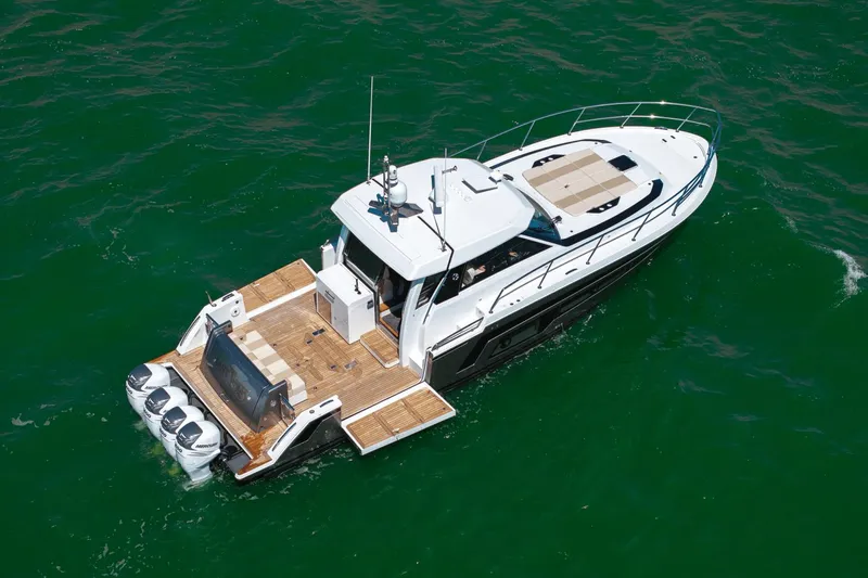 Last Waltz Yacht Photos Pics 